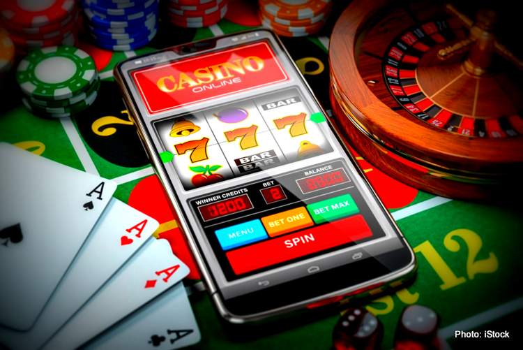 Explore the Thrills of King's Chip Casino Online Games